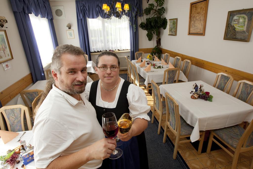 Gasthof - Restaurant Bernthaler Deutschfeistritz Exterior foto